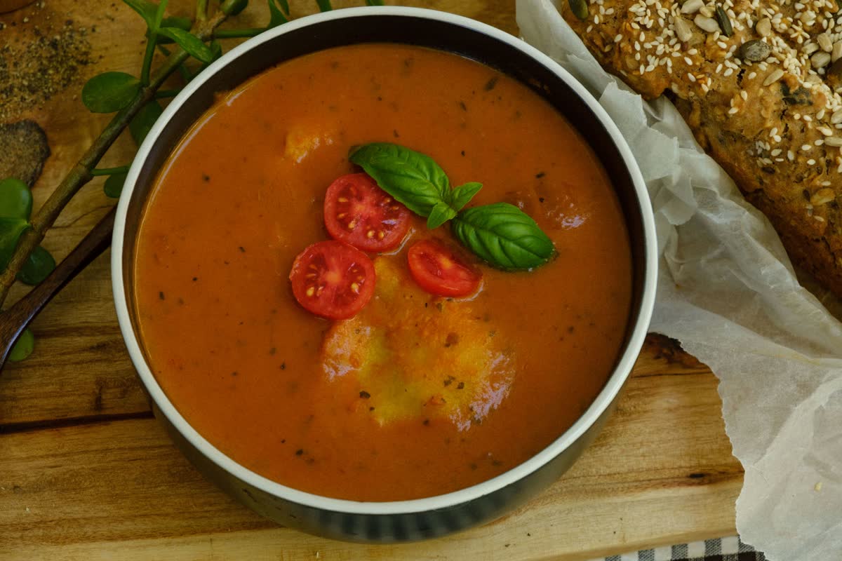 Tuscan Tomato Soup (1L) 